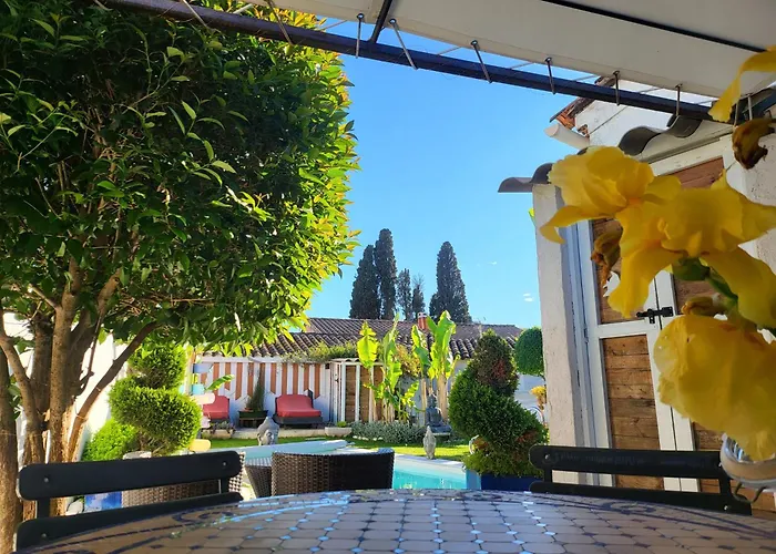 Berik - Loft Pour 2 Avec Piscine Апартаменты Comps (Gard)